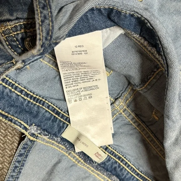 Levi’s Youth Denim Shortalls - Picture 4 of 6